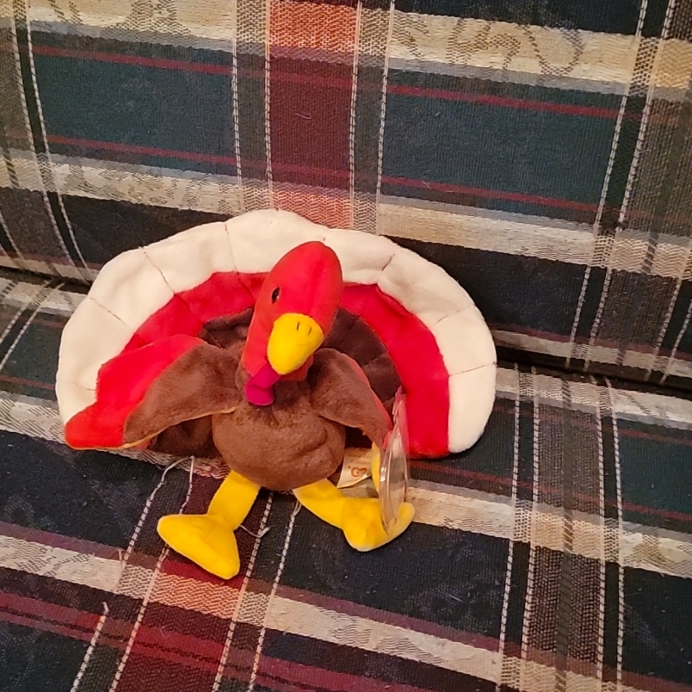 1996 mint Gobbles the turkey